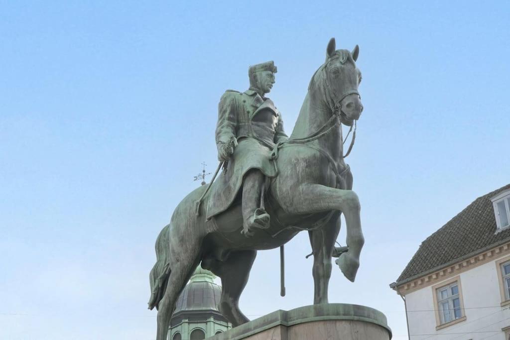 Апартаменты Charmerende Ved Nyhavn 3 Sal Копенгаген